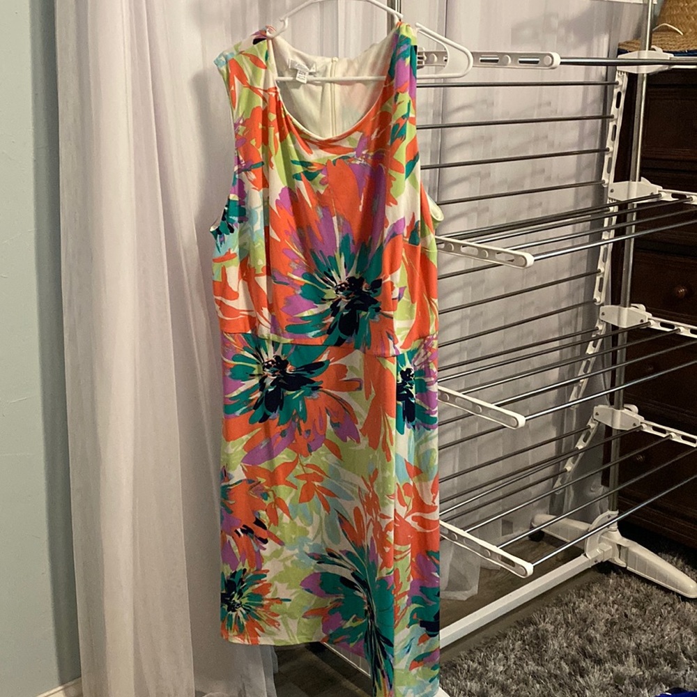London Times 22W bright tropical dress